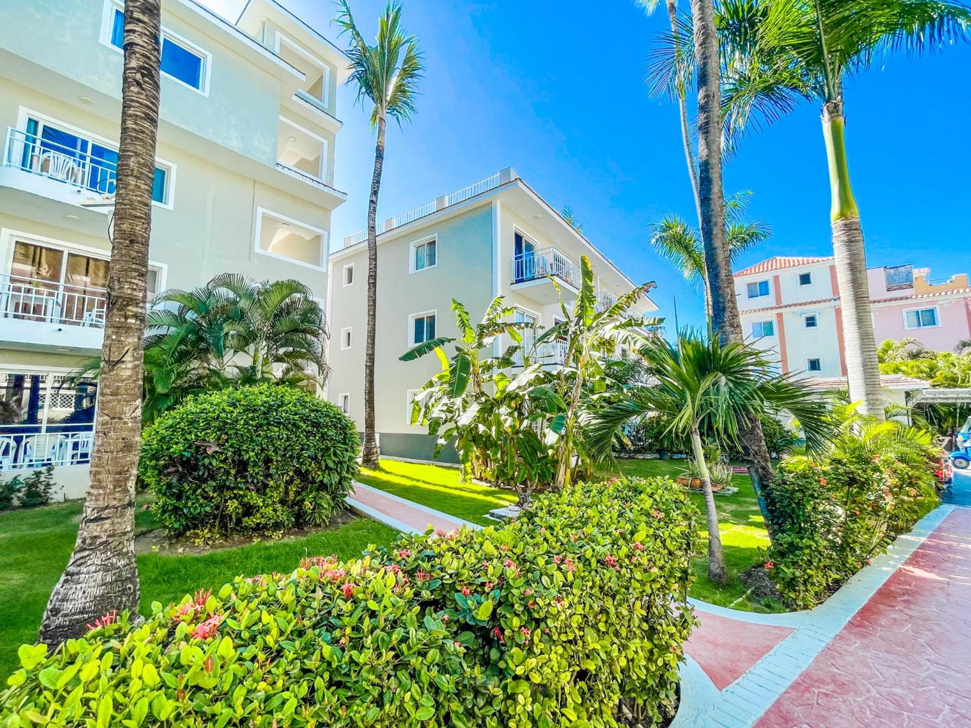 Tropical Adventures Sol Caribe Studios Suites Bavaro Beach & Pool Punta Cana Exterior foto