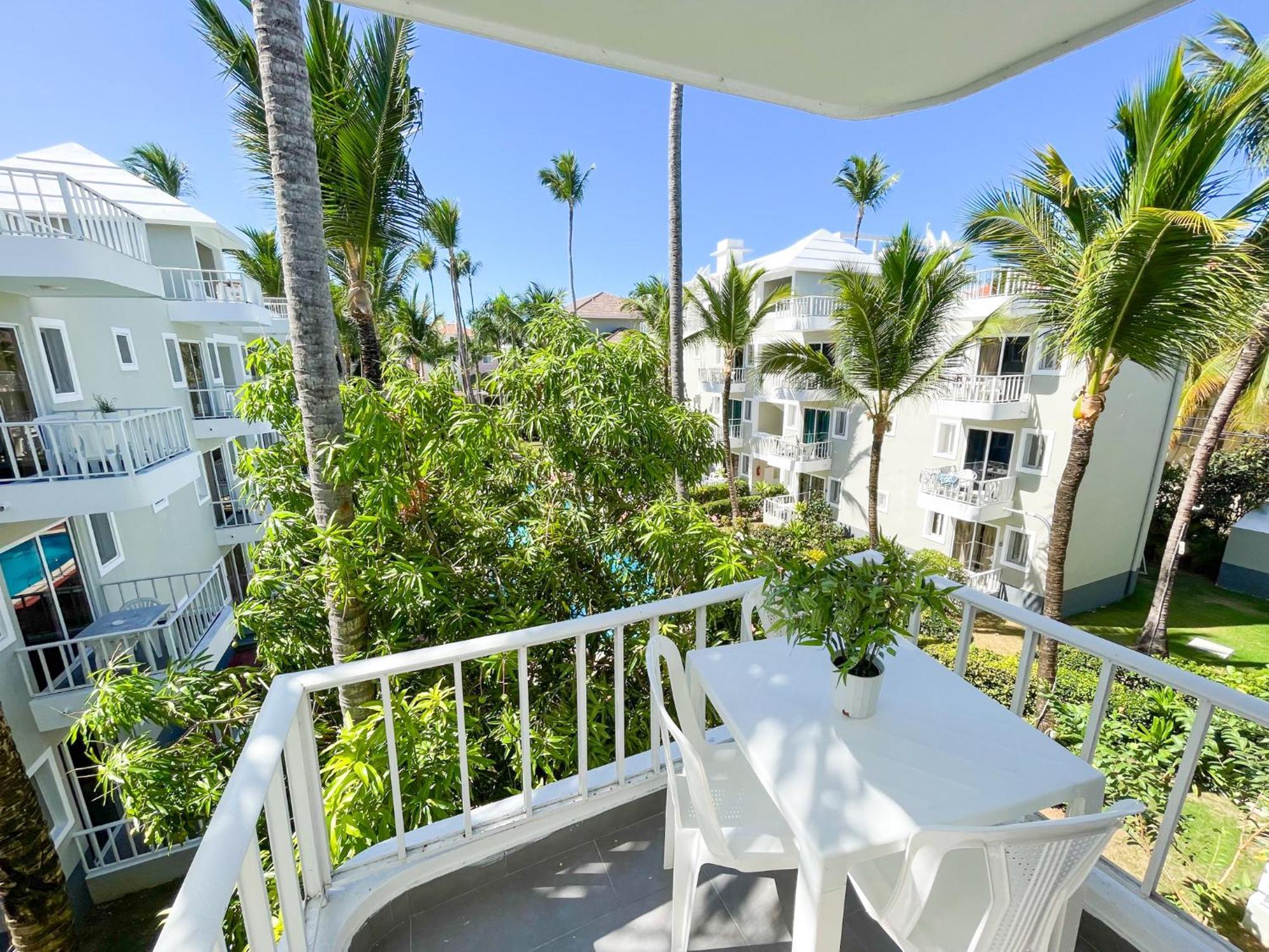 Tropical Adventures Sol Caribe Studios Suites Bavaro Beach & Pool Punta Cana Exterior foto